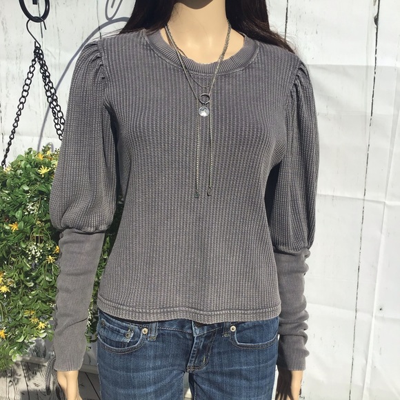 FREE PEOPLE TIE SLEEVE BLUE/GRAY WAFFLE TOP NWOT runs slightly large - Picture 7 of 9